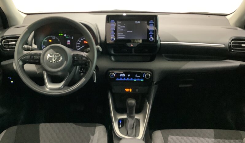 TOYOTA YARIS 120H HYBRID ACTIVE lleno