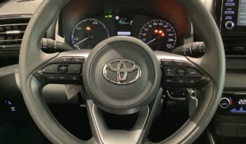 TOYOTA YARIS 120H HYBRID ACTIVE lleno