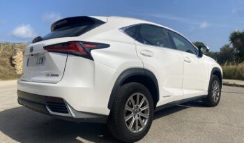 LEXUS NX 300H 198CV lleno