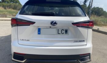 LEXUS NX 300H 198CV lleno