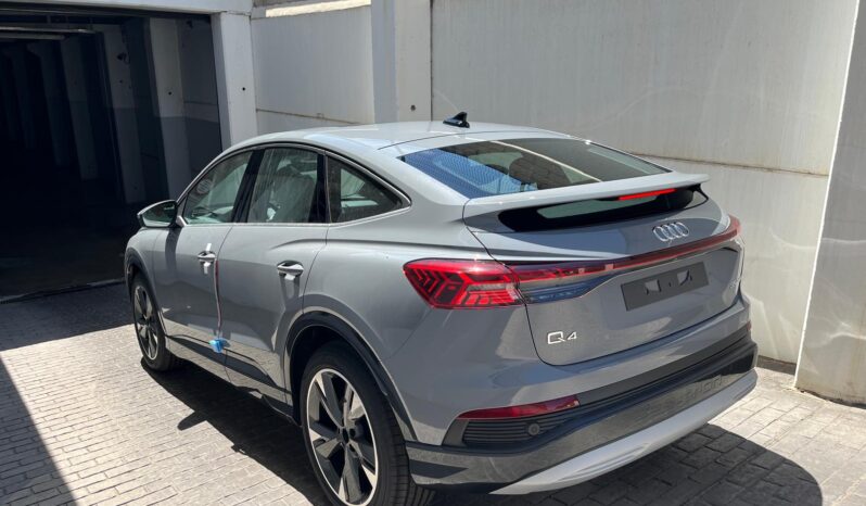 AUDI Q4 e-TRON 100% ELECTRICO lleno