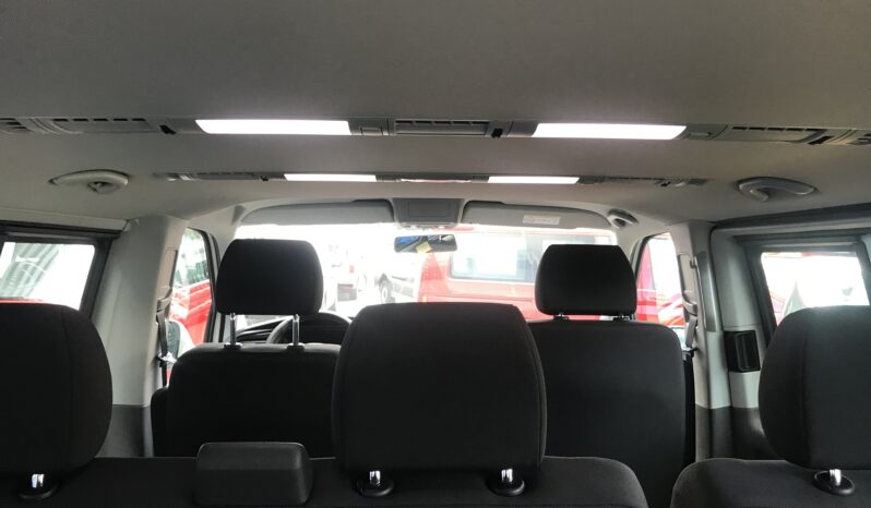 VW CARAVELLE 150CV DSG 8PL. lleno