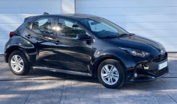 TOYOTA YARIS 120H HIBRIDO lleno