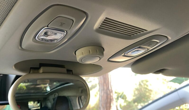 RENAULT SCENIC ZEN TCE 160CV lleno