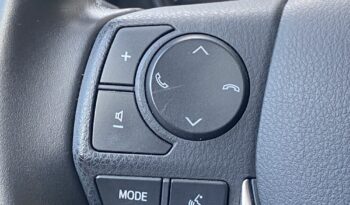 TOYOTA AURIS FEEL HIBRIDO lleno