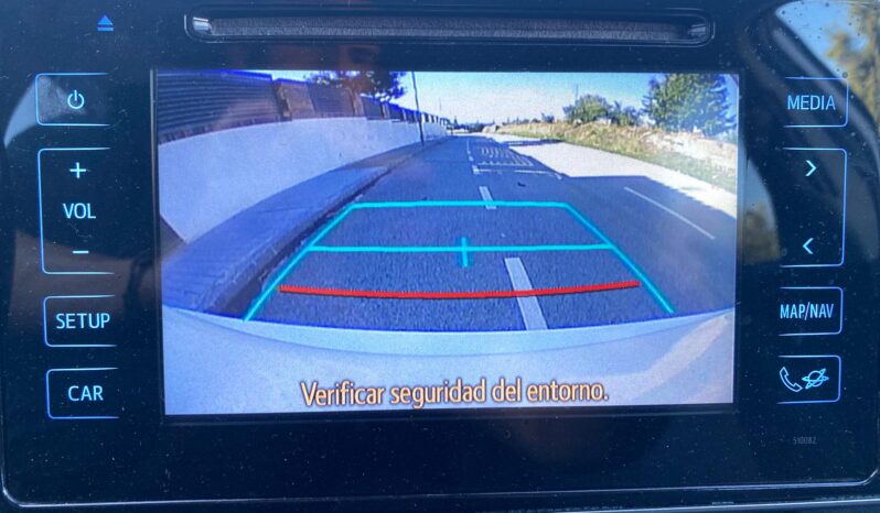 TOYOTA AURIS FEEL HIBRIDO lleno