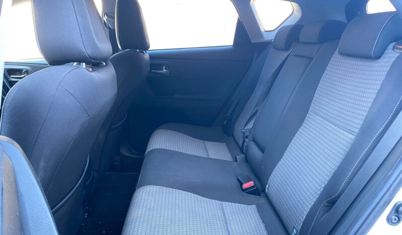 TOYOTA AURIS FEEL HIBRIDO lleno