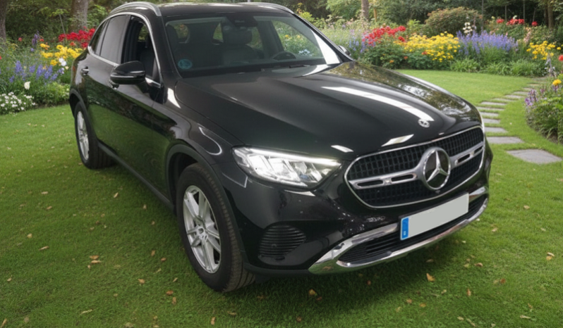 MERCEDES NEW GLC 200 4MATIC lleno
