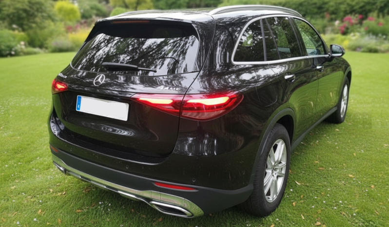 MERCEDES NEW GLC 200 4MATIC lleno