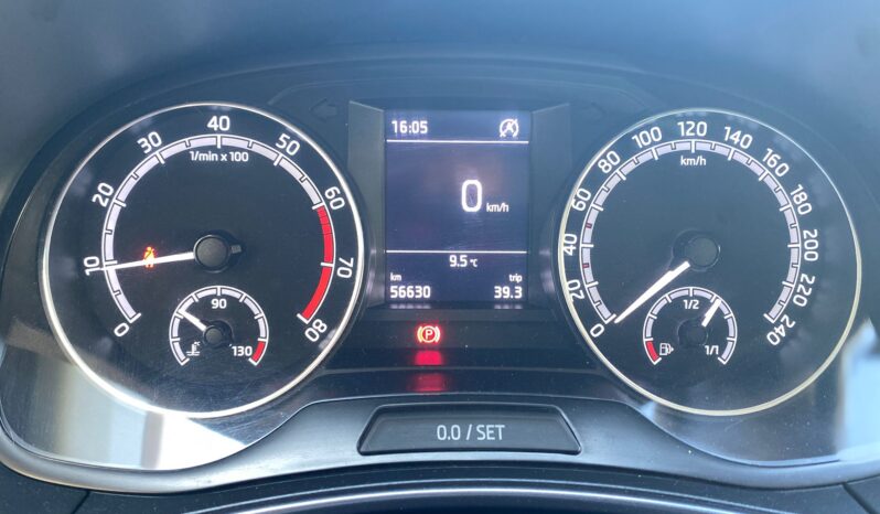 SKODA FABIA TSI 95CV lleno