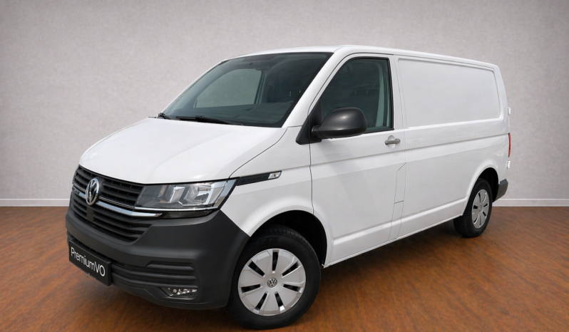 VW TRANSPORTER 6.1 110CV lleno