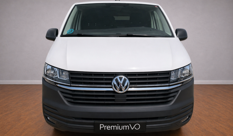 VW TRANSPORTER 6.1 110CV lleno