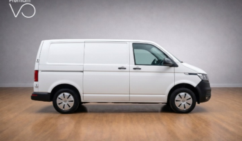 VW TRANSPORTER 6.1 110CV lleno