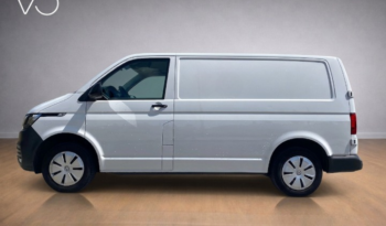 VW TRANSPORTER 6.1 110CV lleno