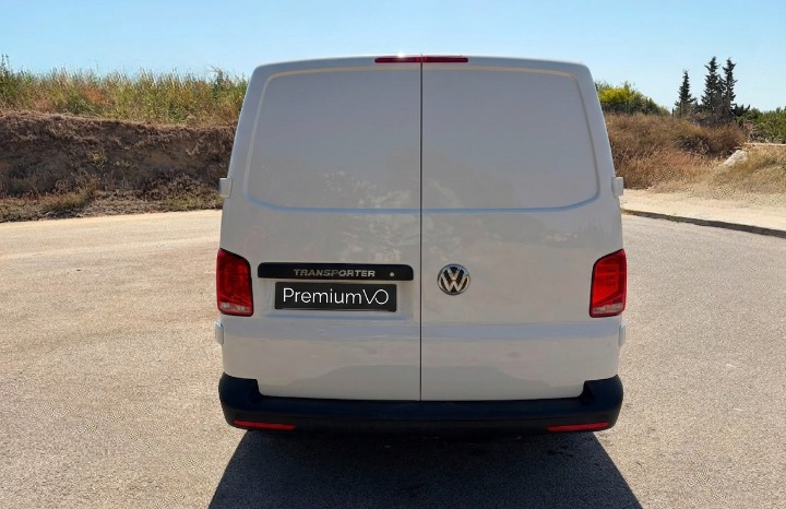 VW TRANSPORTER T6.1 110CV lleno