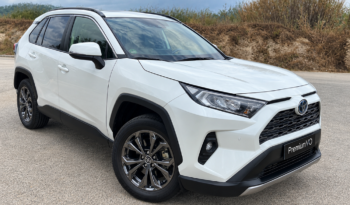 TOYOTA RAV4 ADVANCE 220H 4X4 lleno