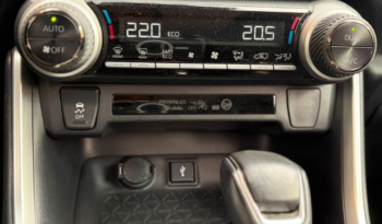 TOYOTA RAV4 ADVANCE 220H 4X4 lleno