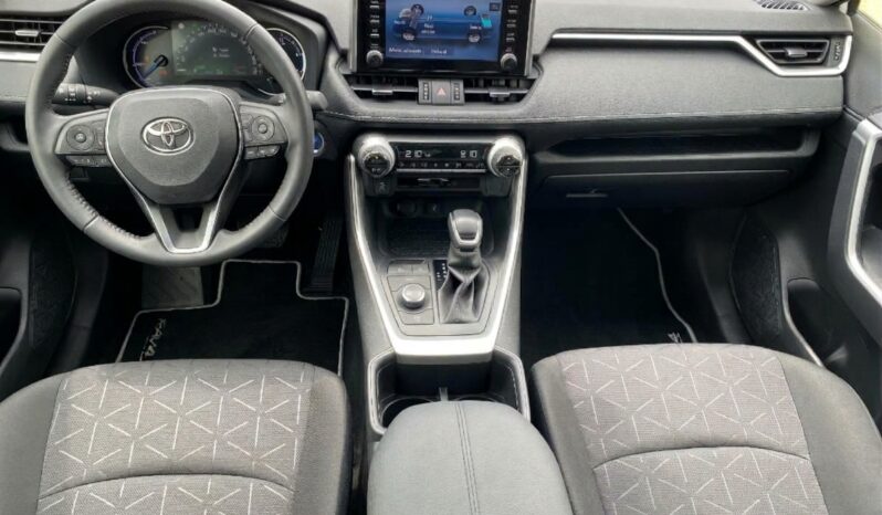TOYOTA RAV4 ADVANCE 220H 4X4 lleno