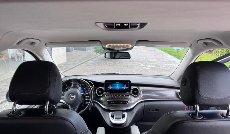 Mercedes V-220d Larga Avantgarde lleno