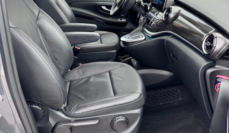 Mercedes V-220d Larga Avantgarde lleno