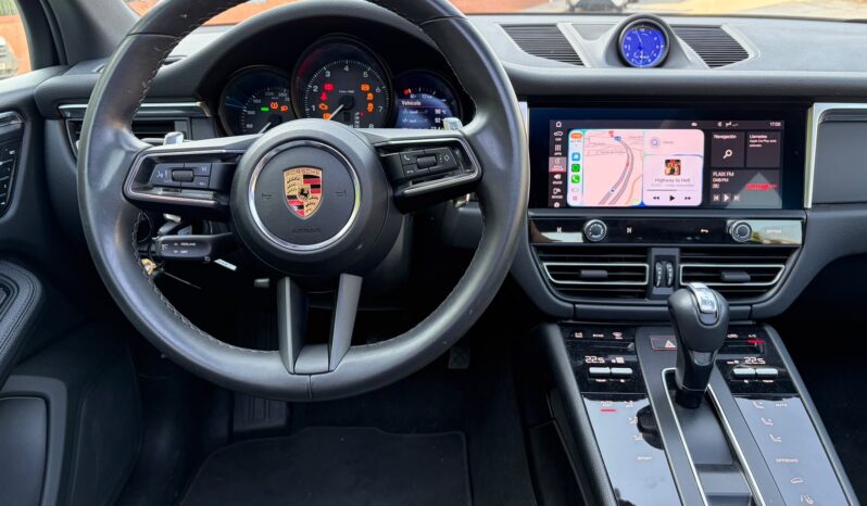 PORSCHE MACAN lleno