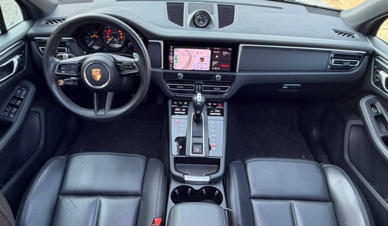 PORSCHE MACAN lleno