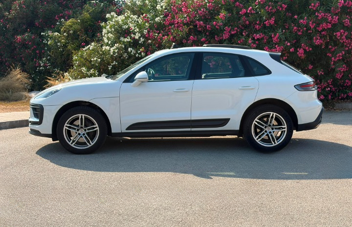 PORSCHE MACAN lleno