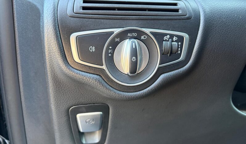 MERDEDES V220 CDI COMPACTA 8 PLAZAS lleno