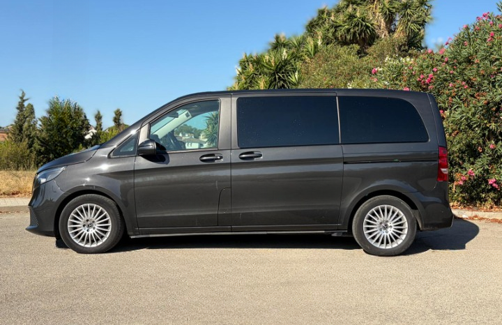MERDEDES V220 CDI COMPACTA 8 PLAZAS lleno